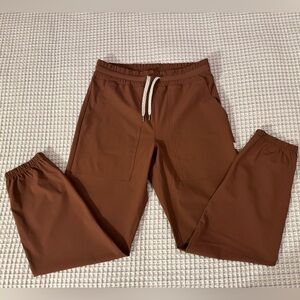 Brand New NWOT Vuori Women's Brown
Joggers